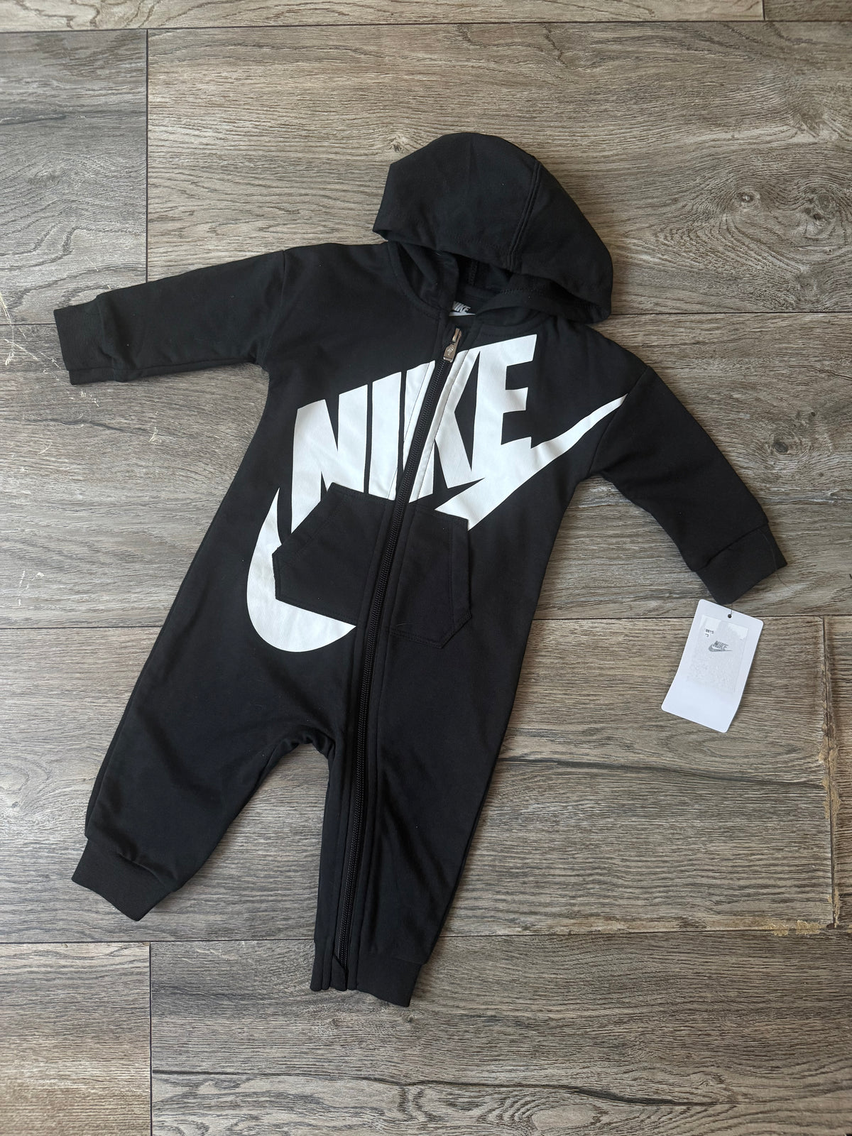 ENTERITO NIKE