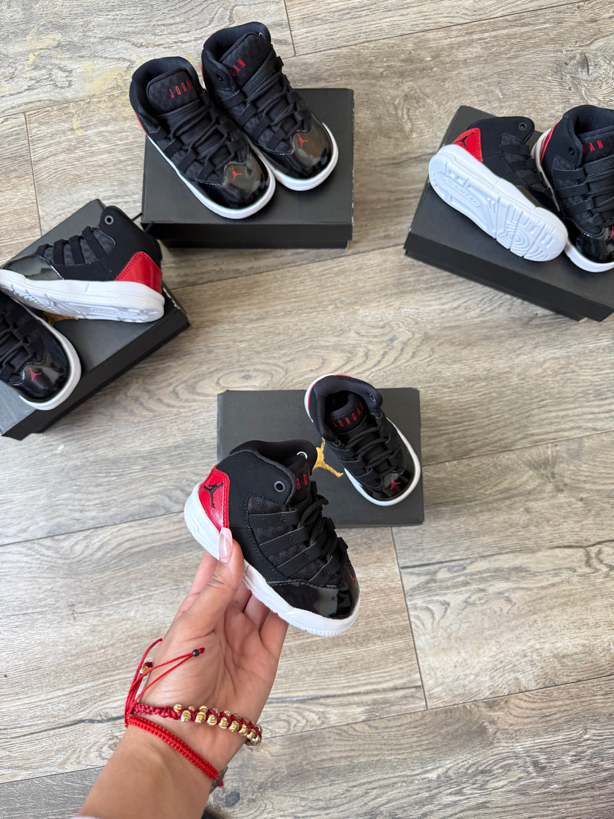 JORDAN MAX AURA