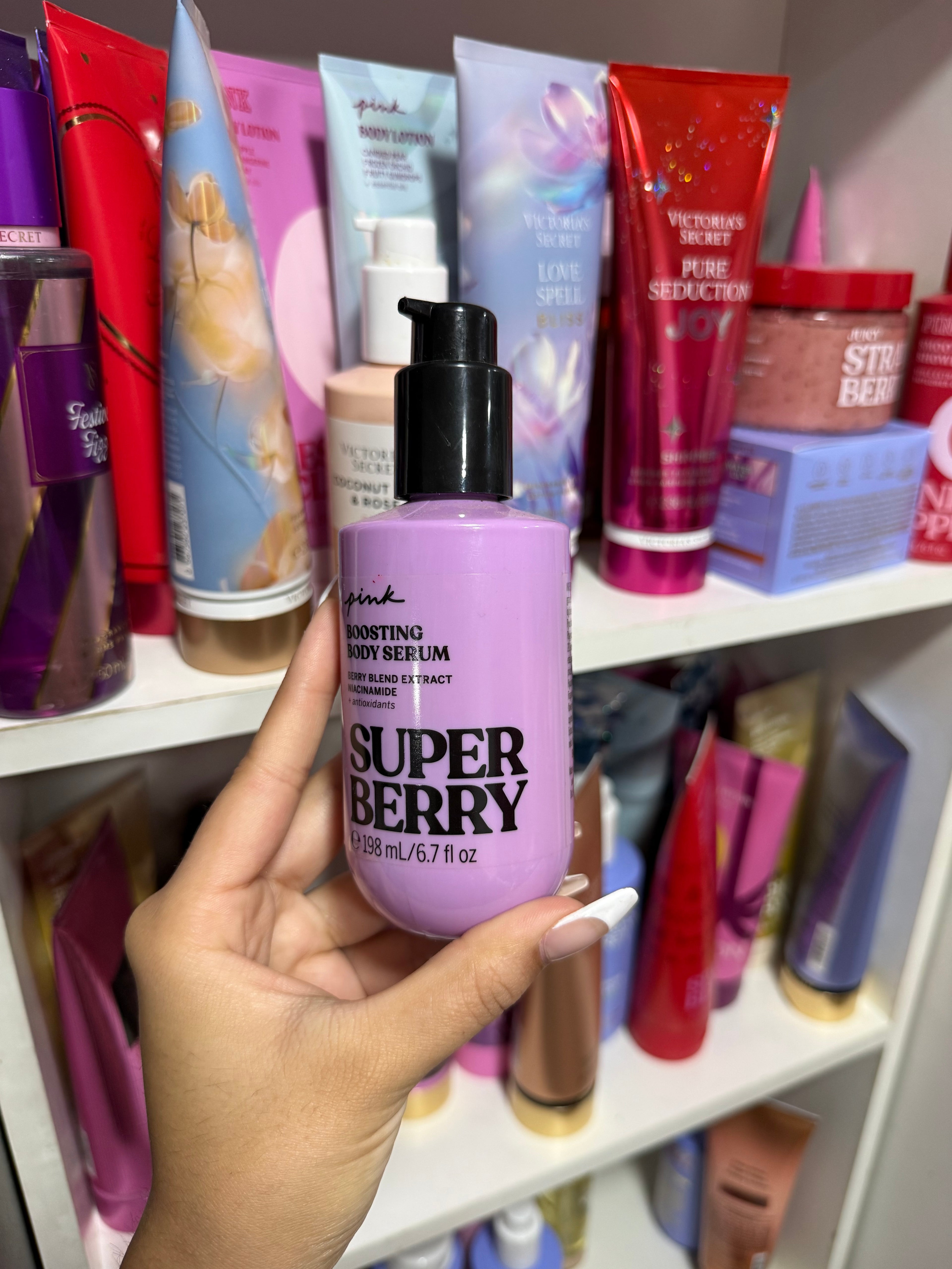 Body serum pink