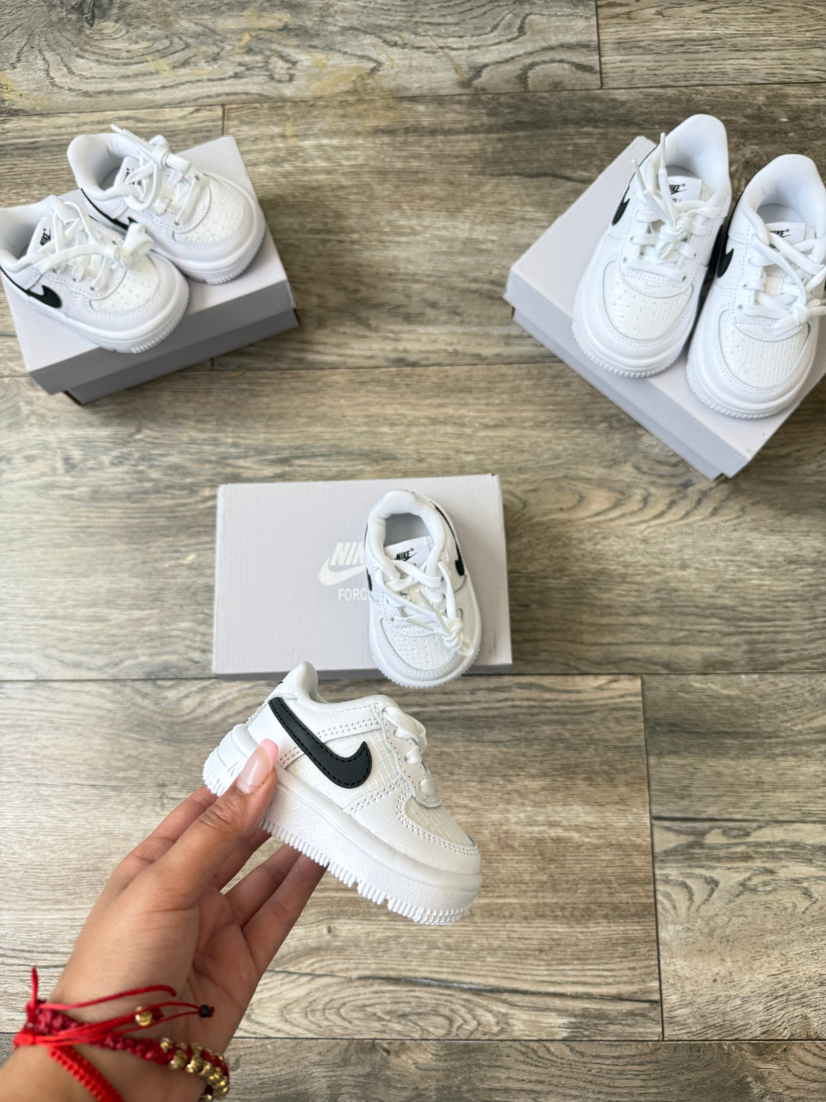NIKE FORCE 1 LOW