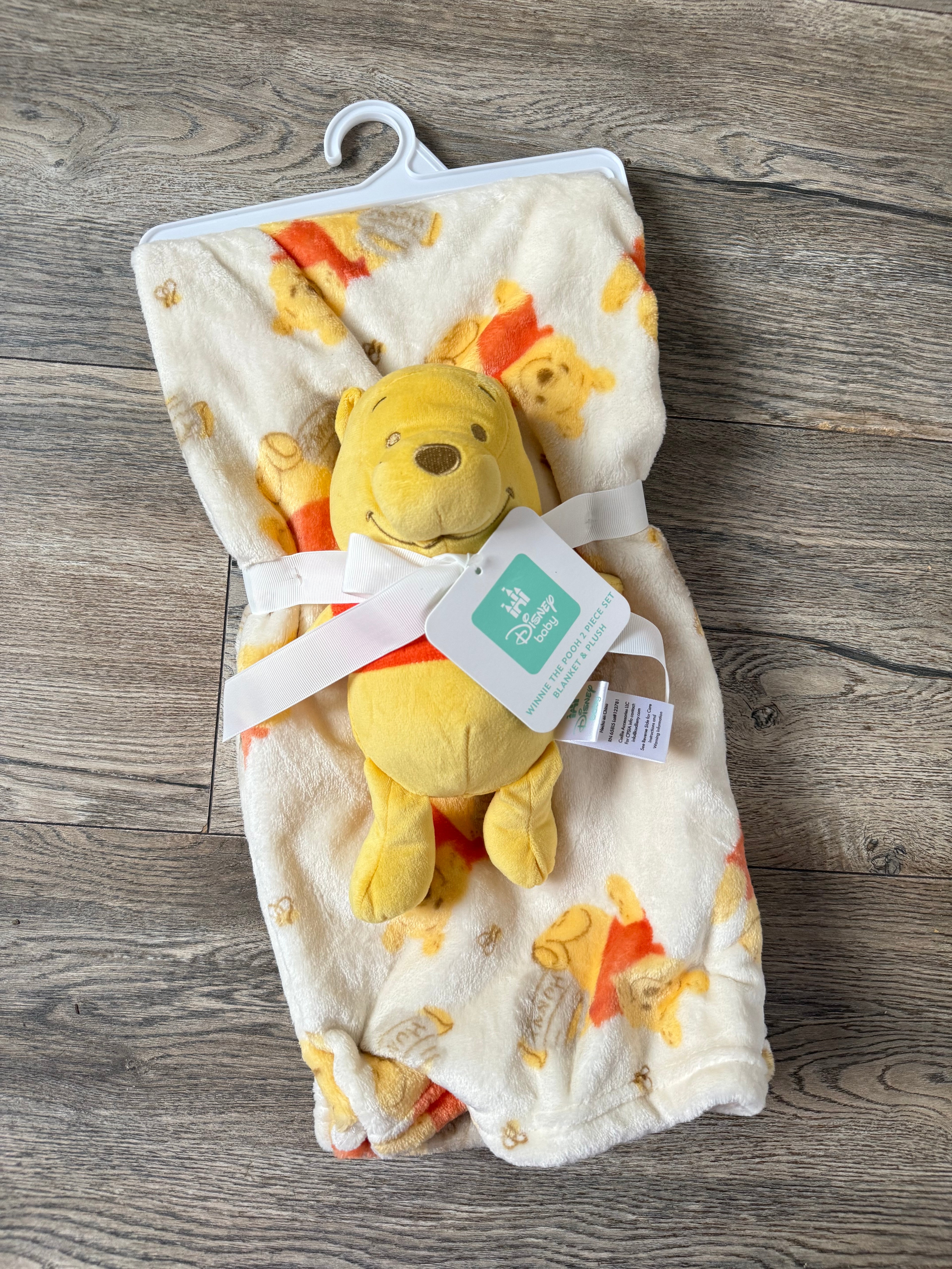 MANTITA CON PELUCHE