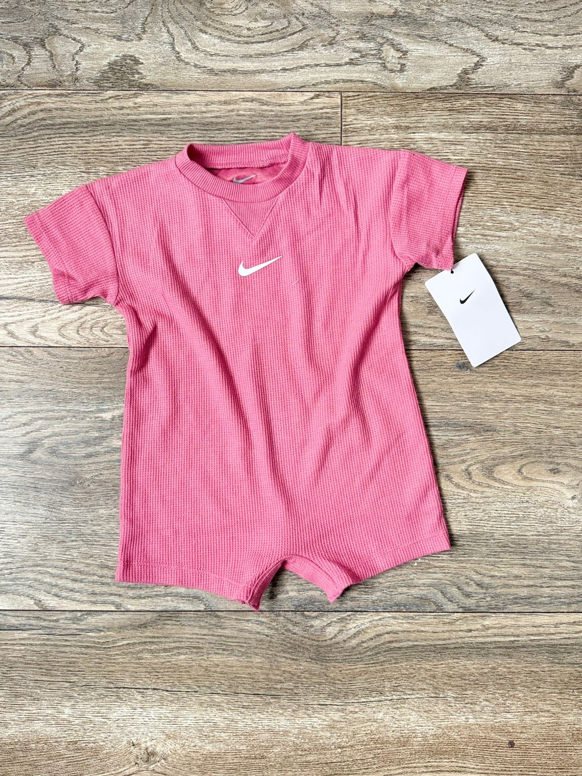 ENTERITO NIKE