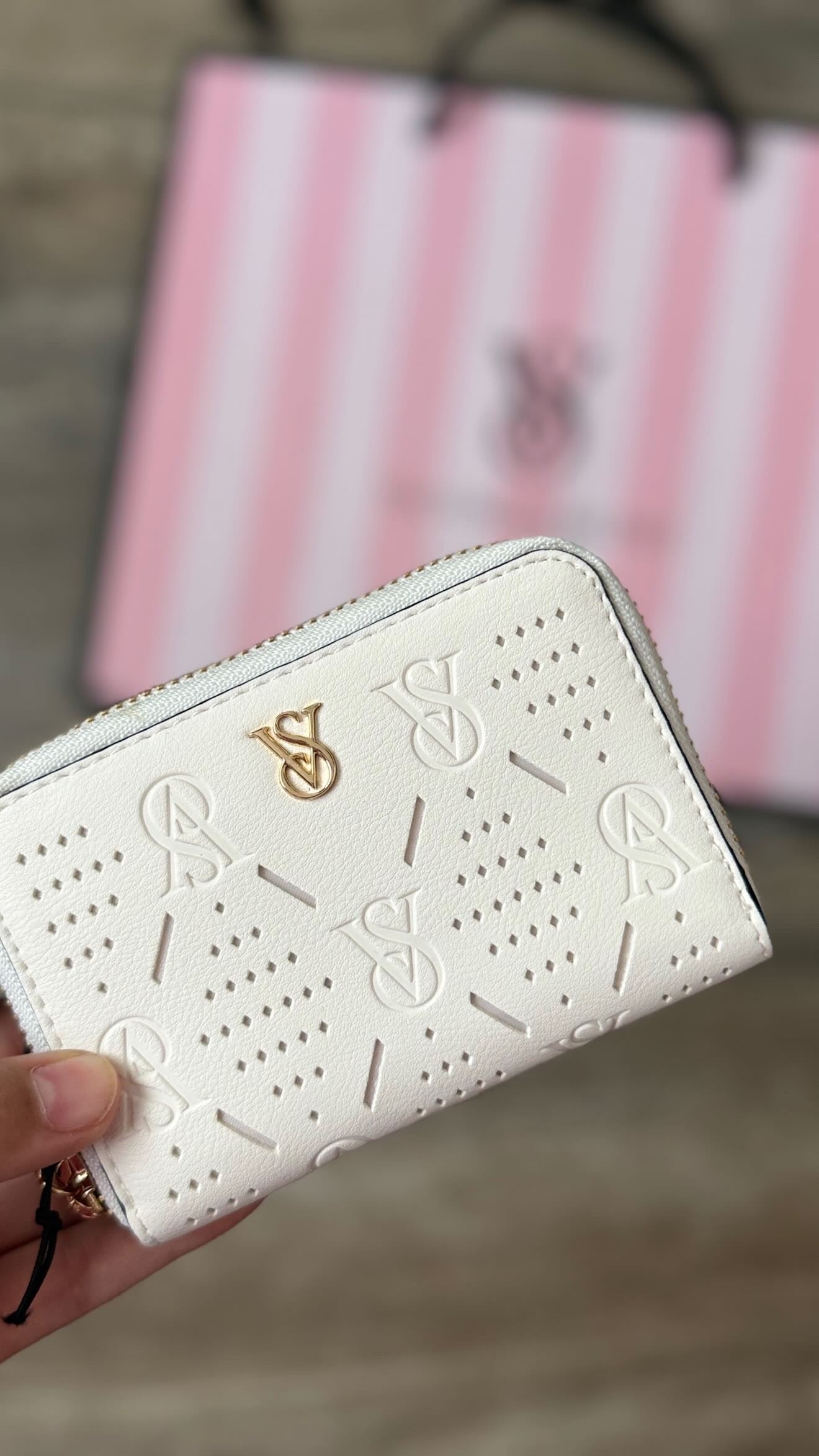 BILLETERA VICTORIA SECRET