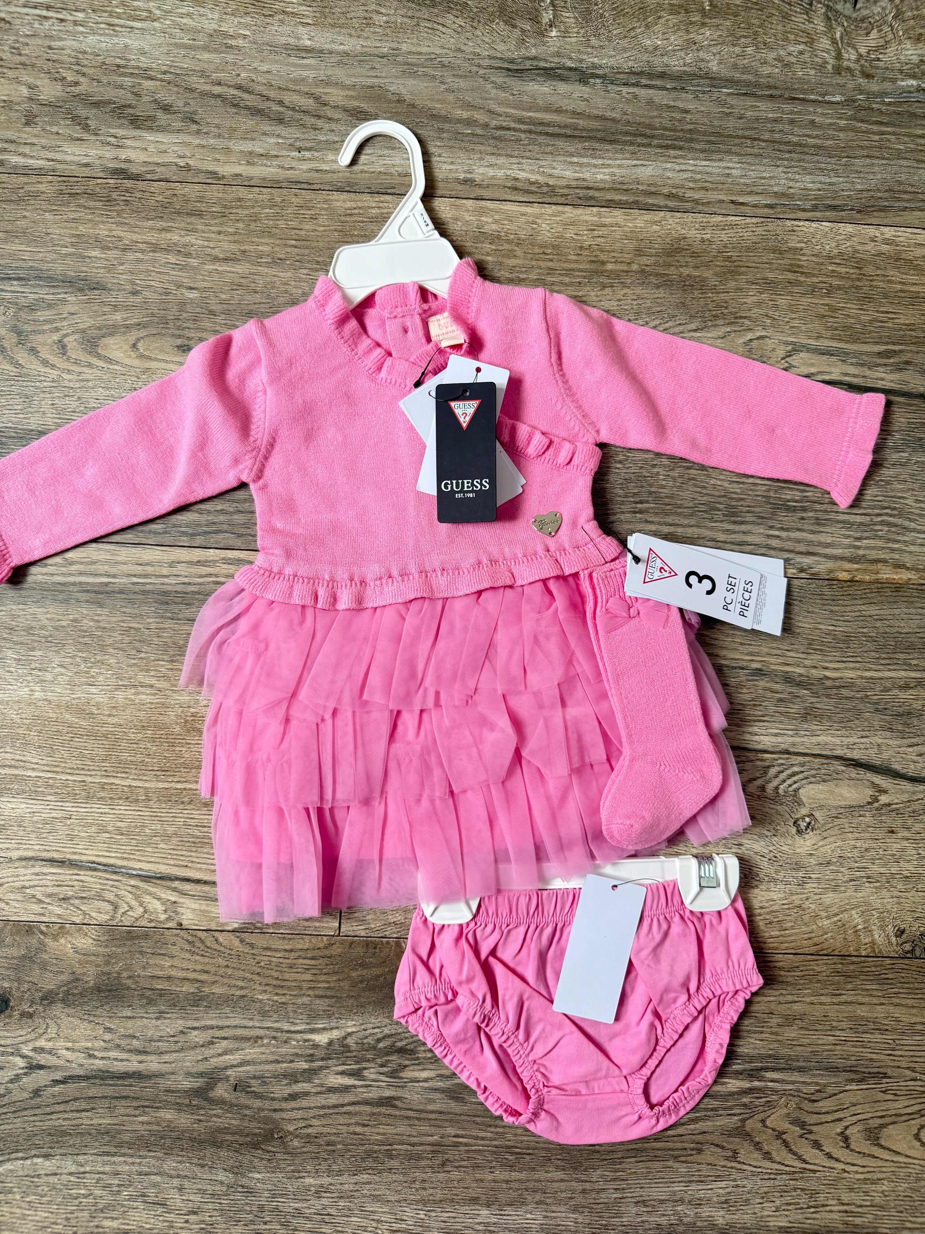 CONJUNTO 3 PIEZAS GUESS